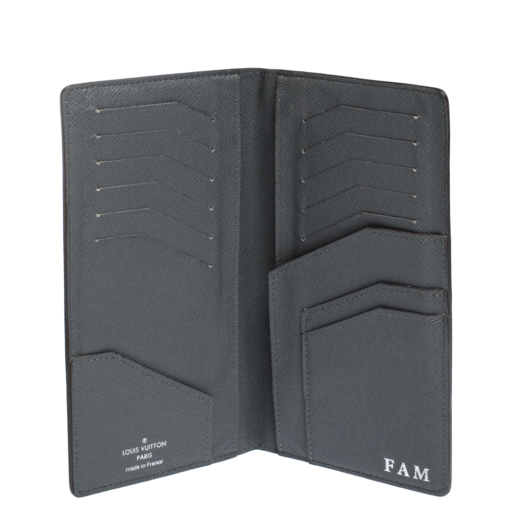 

Louis Vuitton Grey Taiga Leather Brazza Wallet