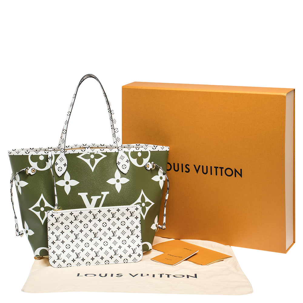 Louis Vuitton Neverfull Monogram Giant MM Khaki Green/Beige Lining in  Coated Canvas with Gold-tone - GB