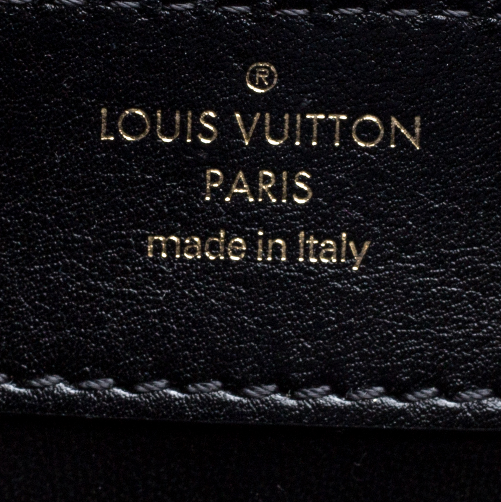 Capucines mink handbag Louis Vuitton Black in Mink - 30912693