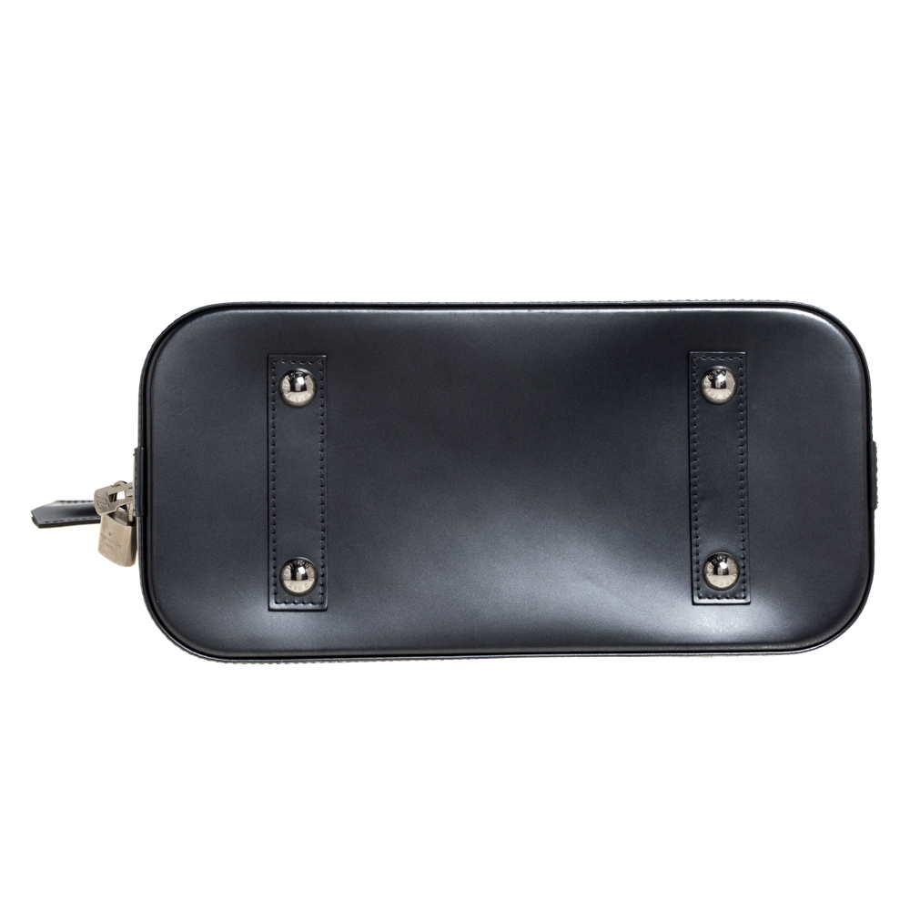 Louis Vuitton® Neo Alma PM  Handbag, Women handbags, Louis vuitton store
