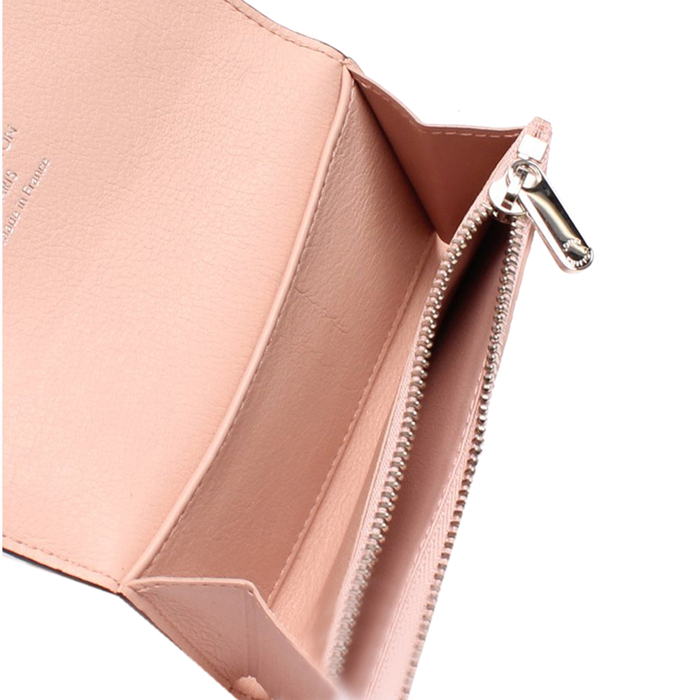 

Louis Vuitton Pink Leather Mahina Anae Coin Wallet