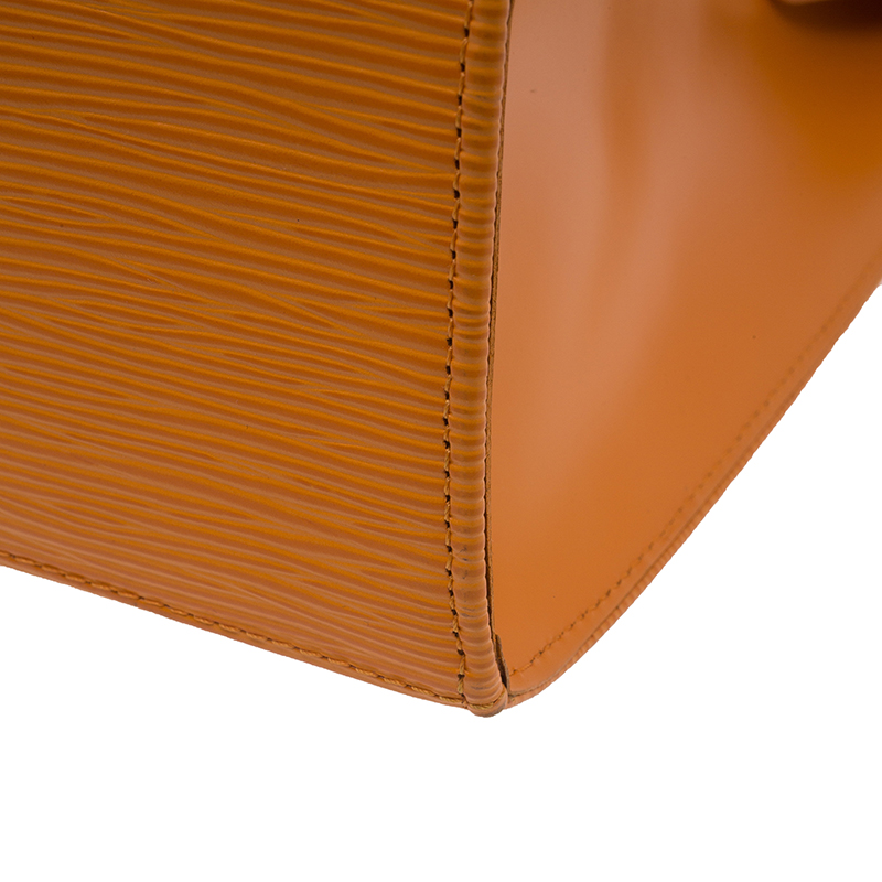 Louis Vuitton Orange Epi Leather Croisette PM bag ref.281193