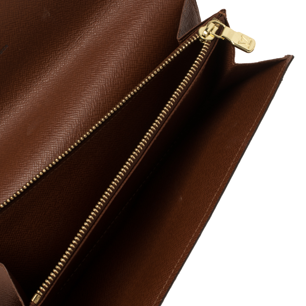 

Louis Vuitton Monogram Canvas Sarah Wallet, Brown