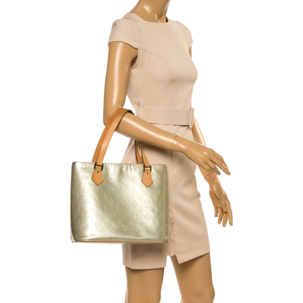 

Louis Vuitton MInt Green Monogram Vernis Houston Bag