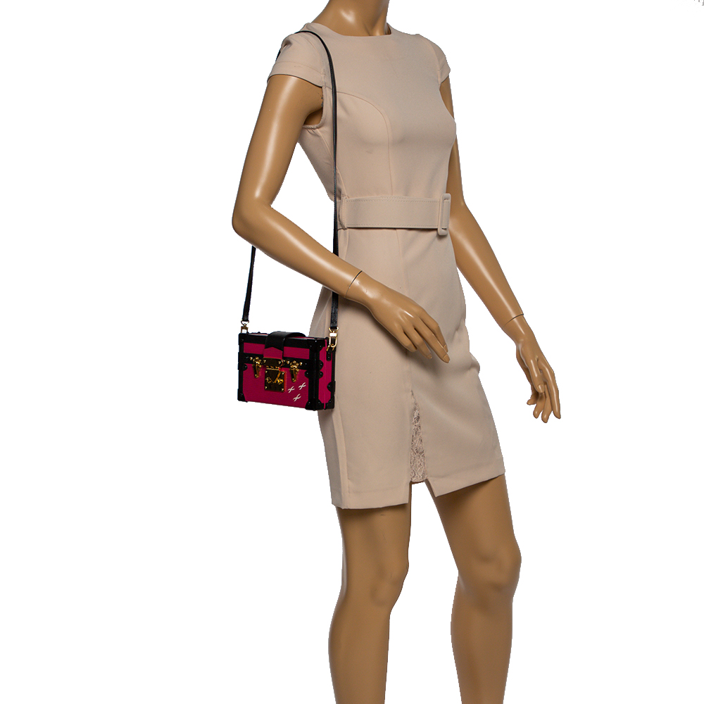 

Louis Vuitton Fuchsia/Black Epi Leather Petite Malle Bag, Pink