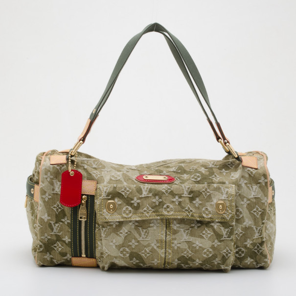 مملوكة مسبقًا Louis Vuitton Limited Edition Denim Monogramoflage Lys Duffel Bag