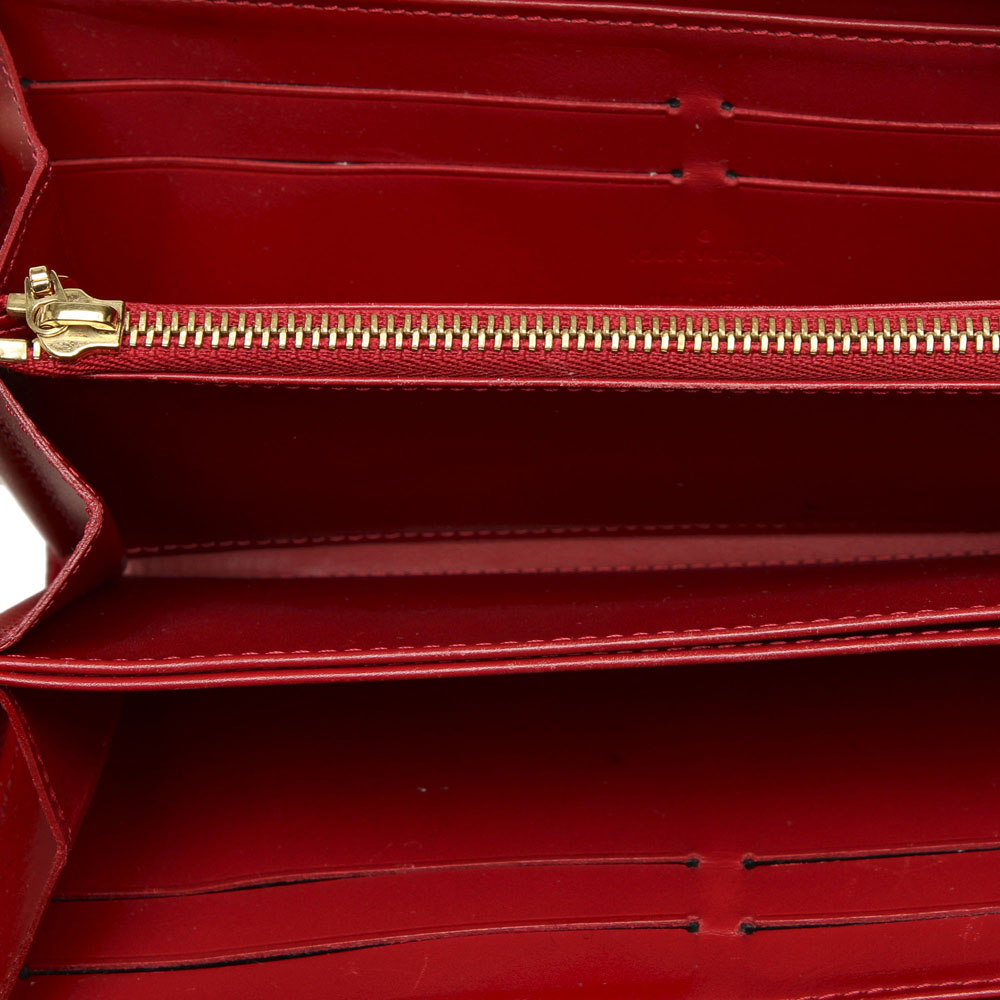 

Louis Vuitton Red Monogram Vernis Zippy Wallet