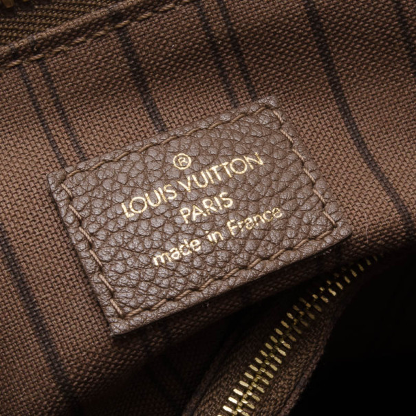 Louis Vuitton Lumineuse Handbag 394942