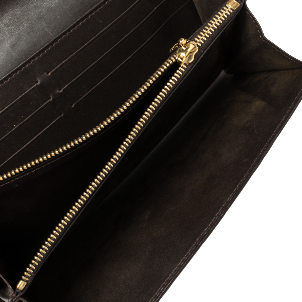 

Louis Vuitton Terre D'Ombre Monogram Vernis Leather Sarah Wallet, Brown