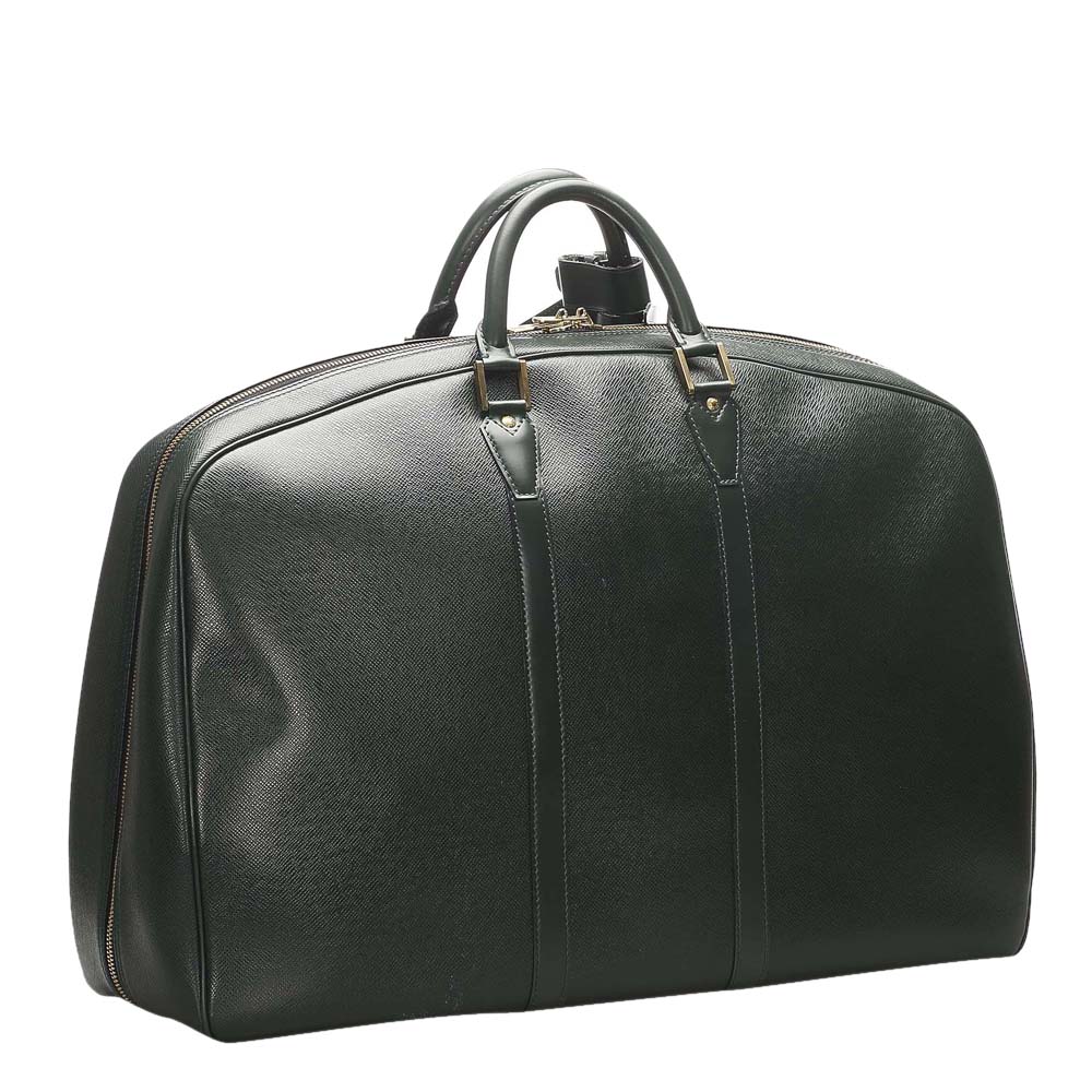 

Louis Vuitton Black Taiga Leather Kendall GM Bag