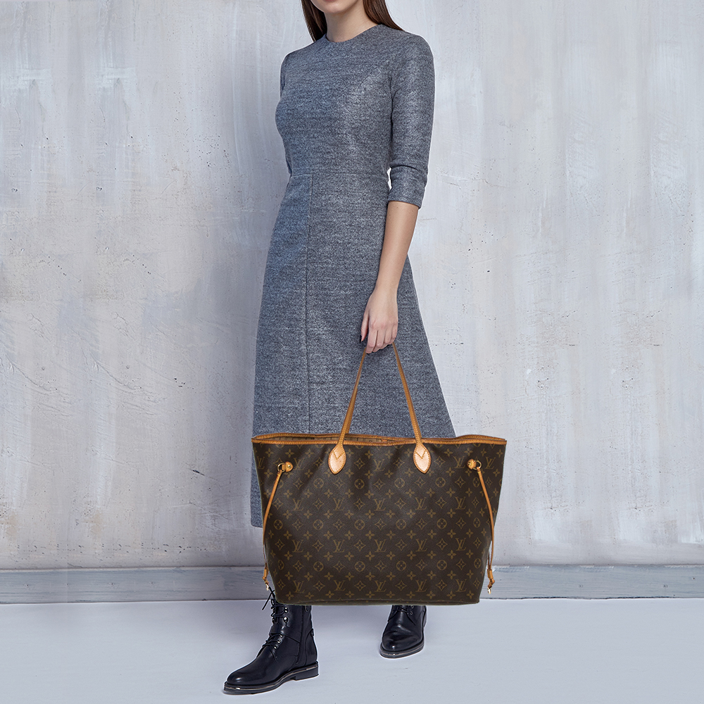 

Louis Vuitton Monogram Canvas Neverfull GM Bag, Brown