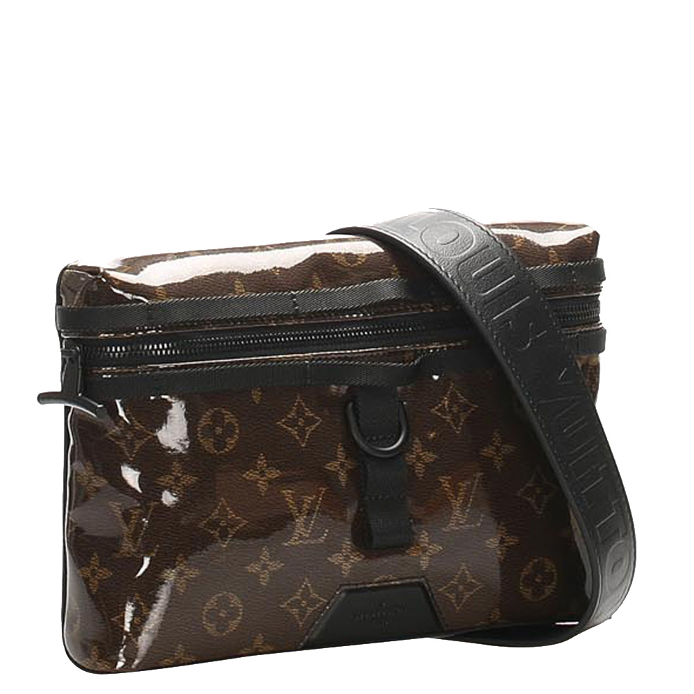 

Louis Vuitton Monogram Canvas Glaze Messenger Bag, Black