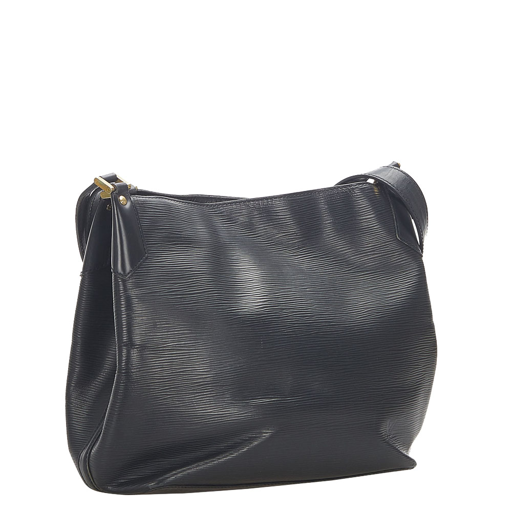 

Louis Vuitton Black Epi Leather Mandara GM Bag