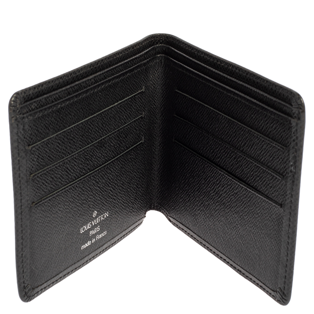 

Louis Vuitton Black Taiga Leather Bifold Wallet