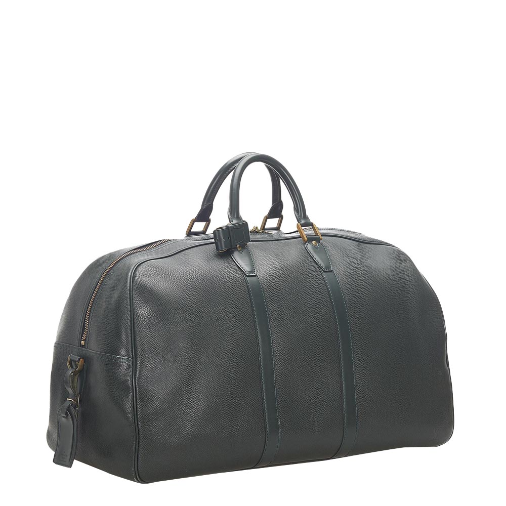 

Louis Vuitton Green Taiga Leather Kendall GM Bag