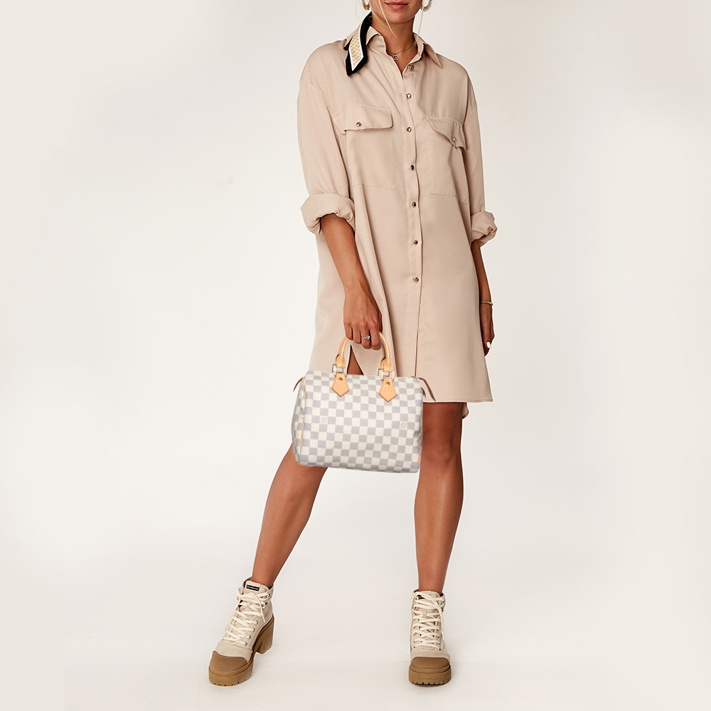 

Louis Vuitton Damier Azur Canvas Speedy 25 Bag, White