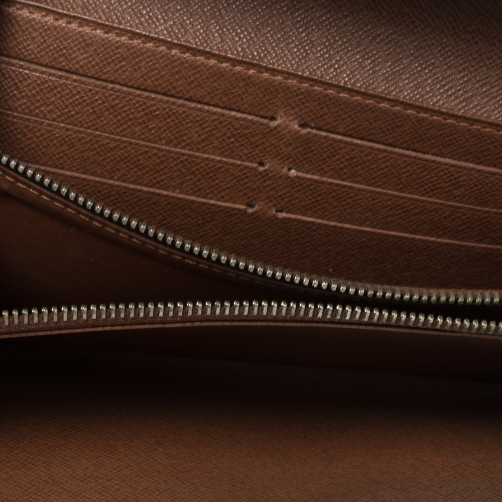 

Louis Vuitton Monogram Canvas Sarah Wallet, Brown