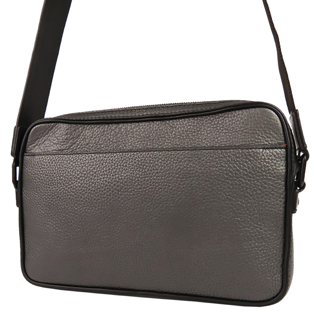 

Louis Vuitton Grey Leather Taurillon Alpha Messenger Bag, Black