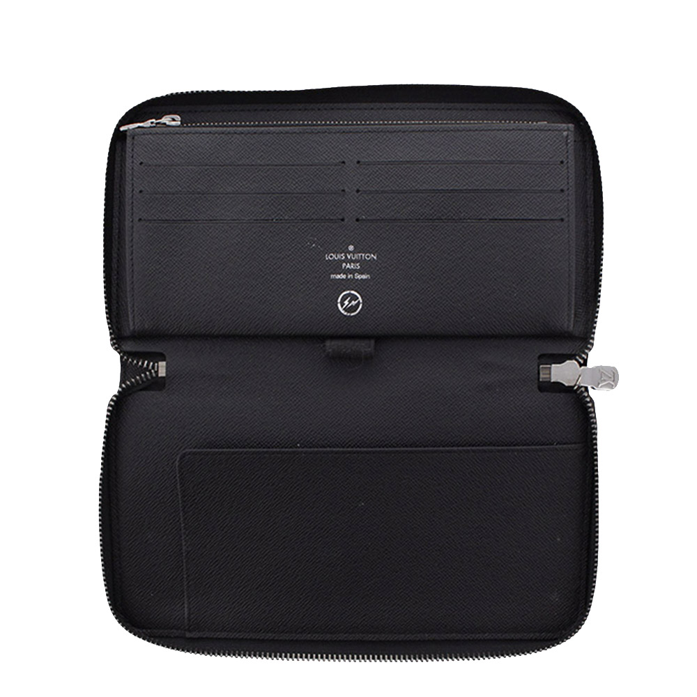

Louis Vuitton Black Canvas Zippy Wallet