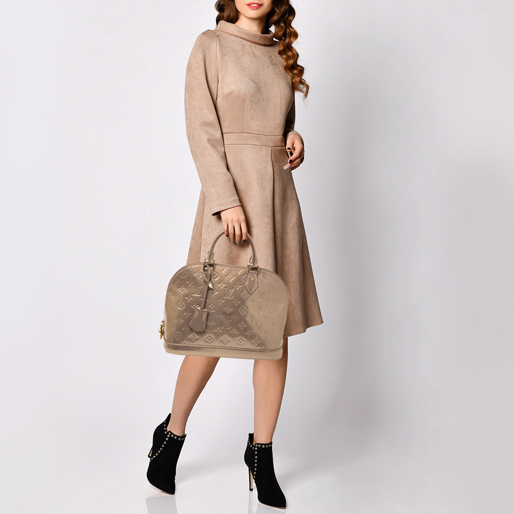 

Louis Vuitton Beige Poudre Monogram Vernis Alma PM Bag