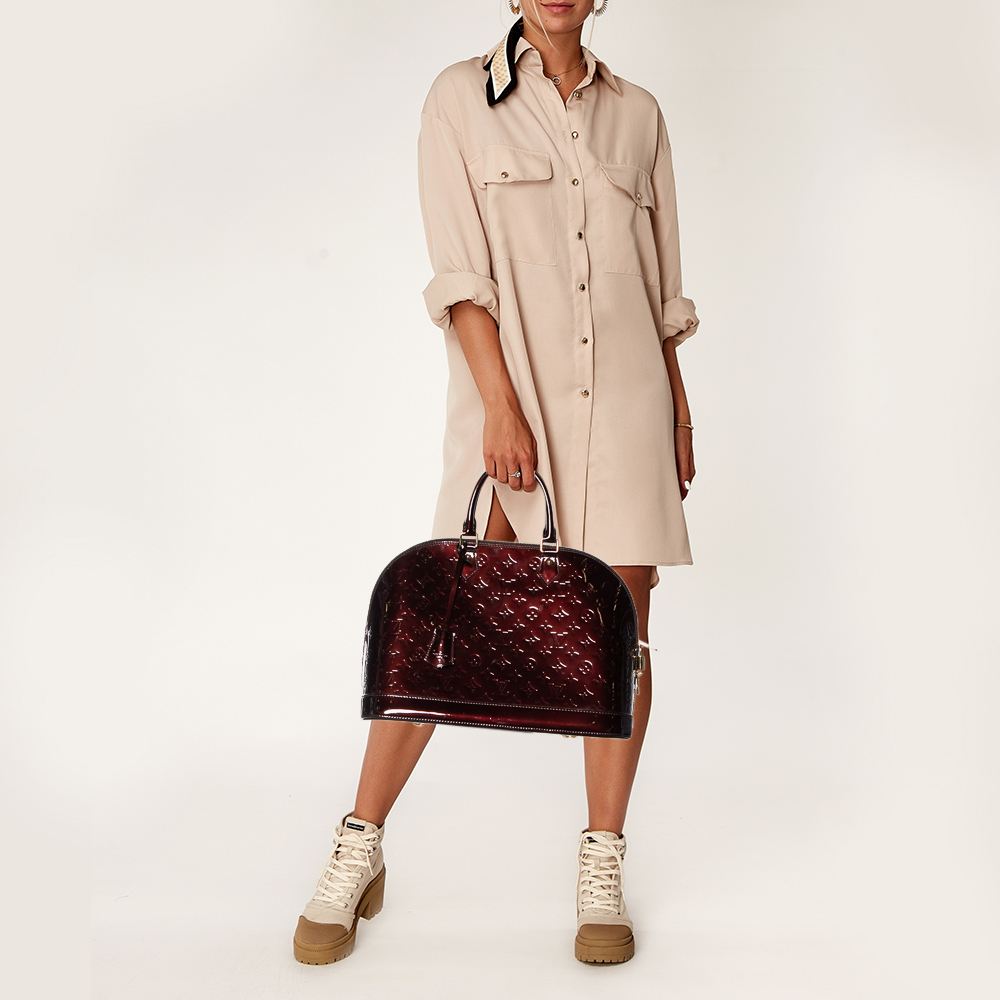 

Louis Vuitton Amarante Monogram Vernis Alma GM Bag, Burgundy