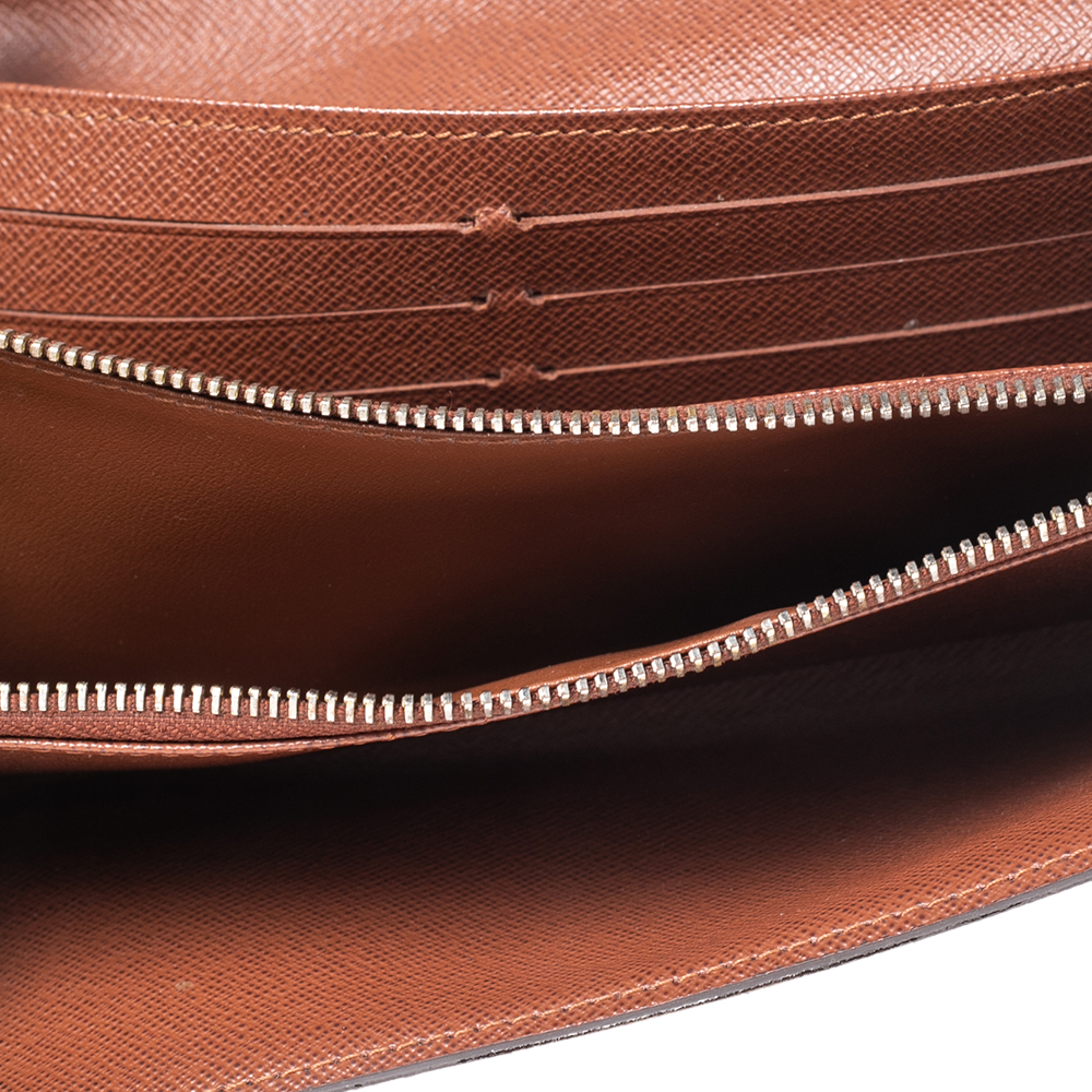 

Louis Vuitton Monogram Canvas Sarah Wallet, Brown