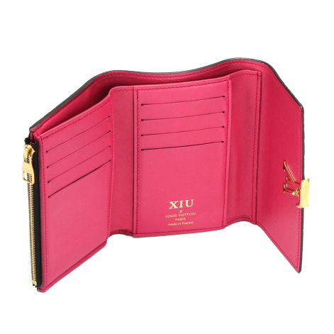 

Louis Vuitton Black Calf Leather Capucines Wallet
