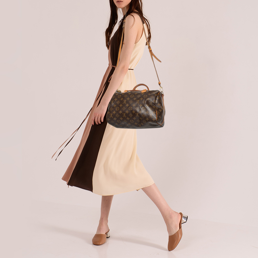 

Louis Vuitton Monogram Canvas Speedy Bandouliere 30 Bag, Brown