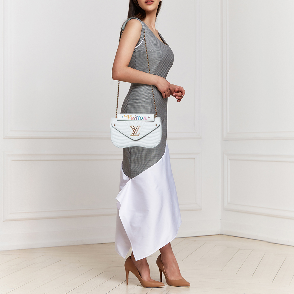 

Louis Vuitton White Leather New Wave MM Bag