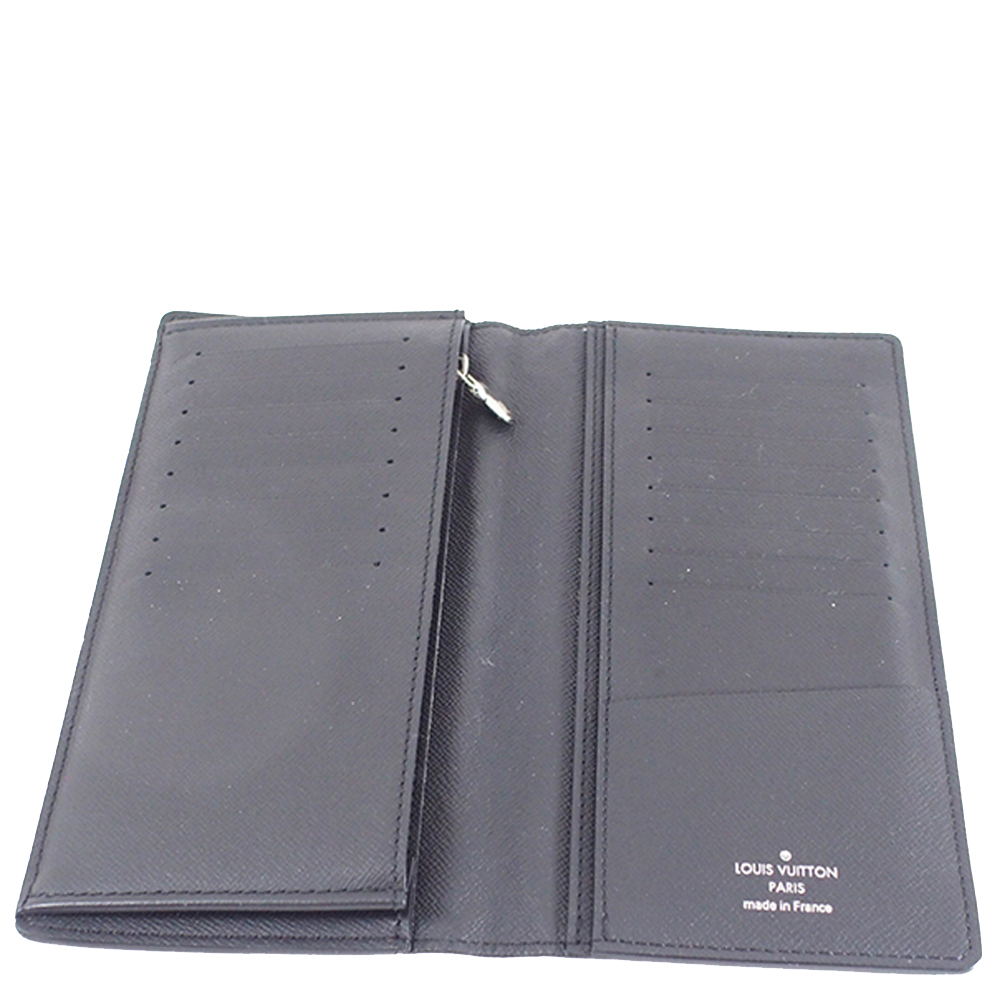 

Louis Vuitton Black Taiga Leather Brazza Wallet