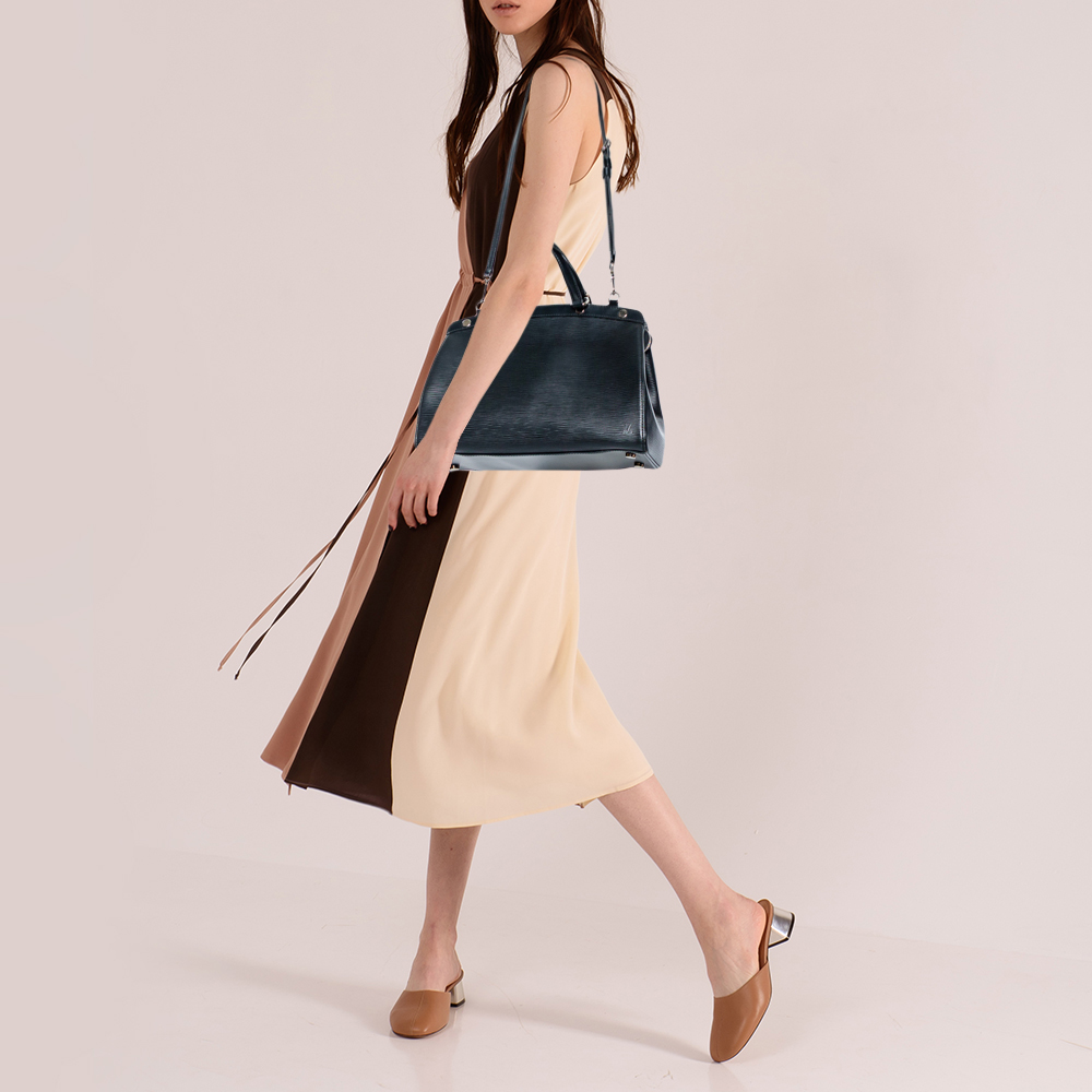 

Louis Vuitton Black Epi Leather Brea MM Bag