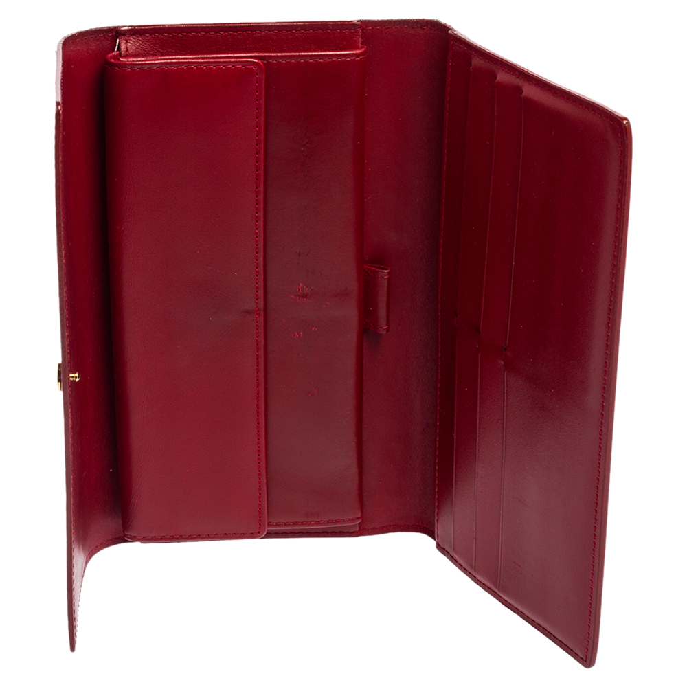 

Louis Vuitton Pomme D’amour Monogram Vernis Leather Porte Tresor International Wallet, Red