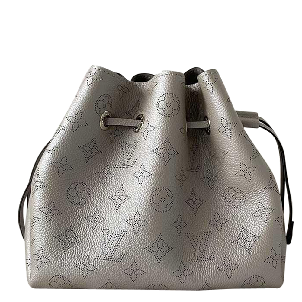 

Louis Vuitton Belle Bucket Bag, Grey