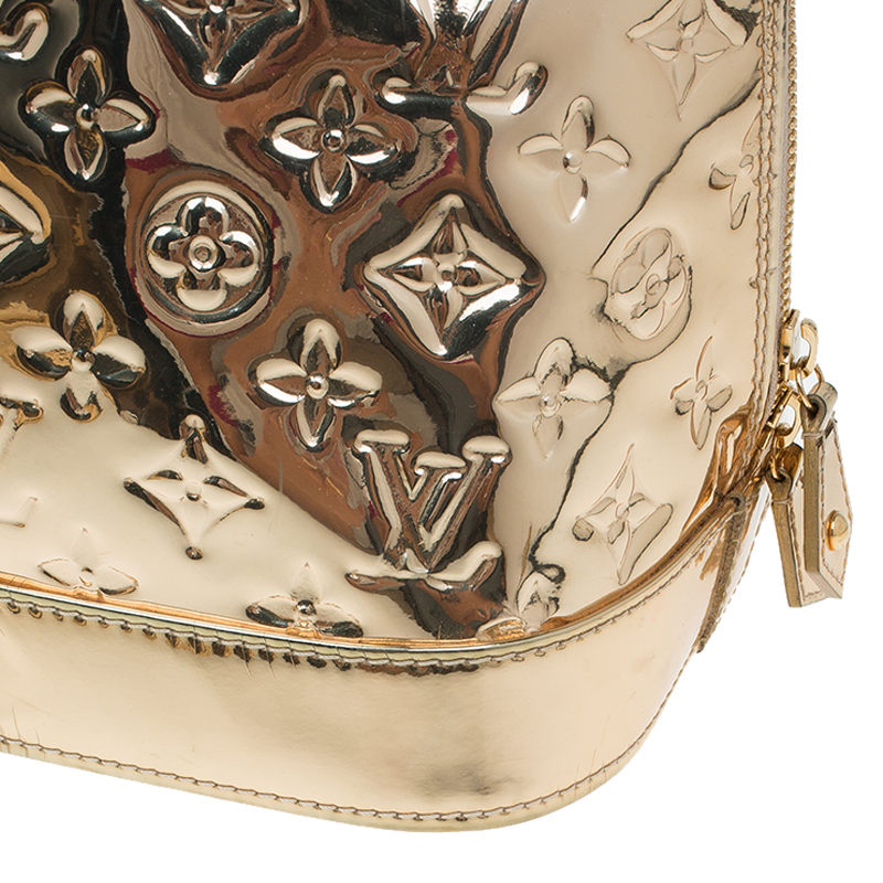 Louis Vuitton ALMA MM MIROIR DORE GOLD - SPECIAL EDITION Golden Patent  leather ref.23487 - Joli Closet