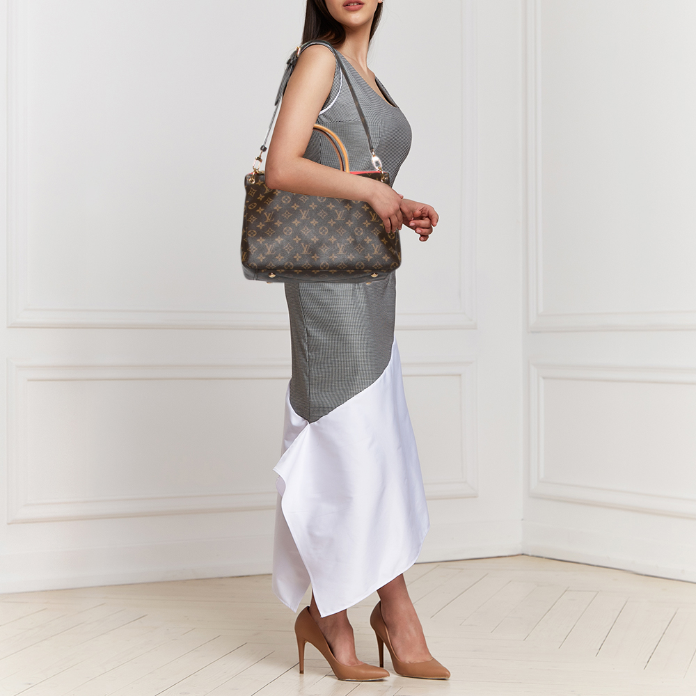 

Louis Vuitton Rose Litchi Monogram Canvas Pallas Bag, Brown