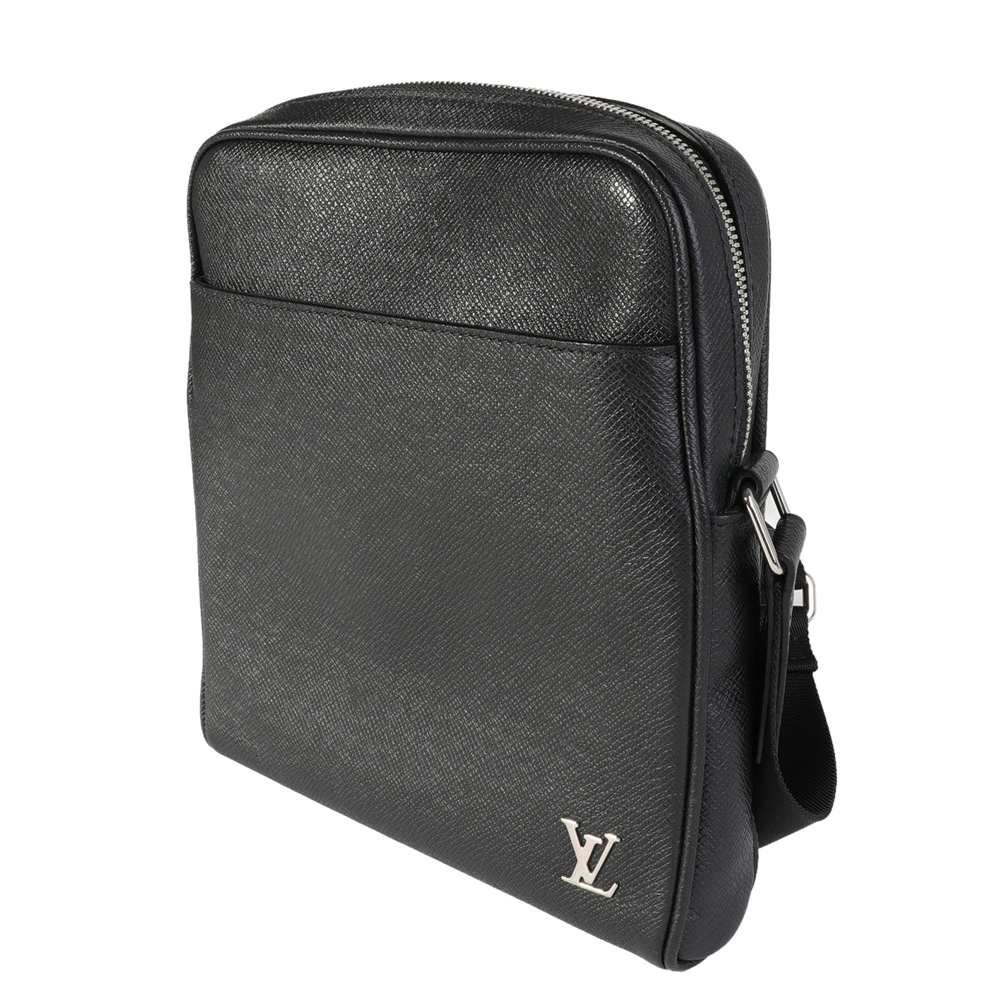 

Louis Vuitton Black Taiga Leather Alex Messenger BB Bag