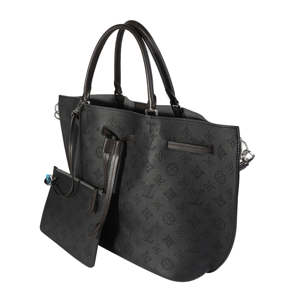 

Louis Vuitton Black Mahina Leather Girolata Bag