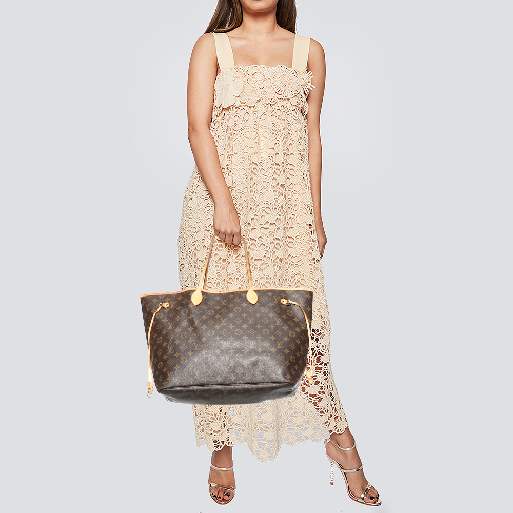 

Louis Vuitton Monogram Canvas Neverfull GM Bag, Brown