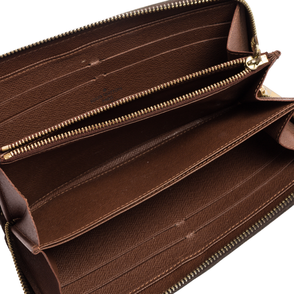 

Louis Vuitton Monogram Canvas Zippy Wallet, Brown
