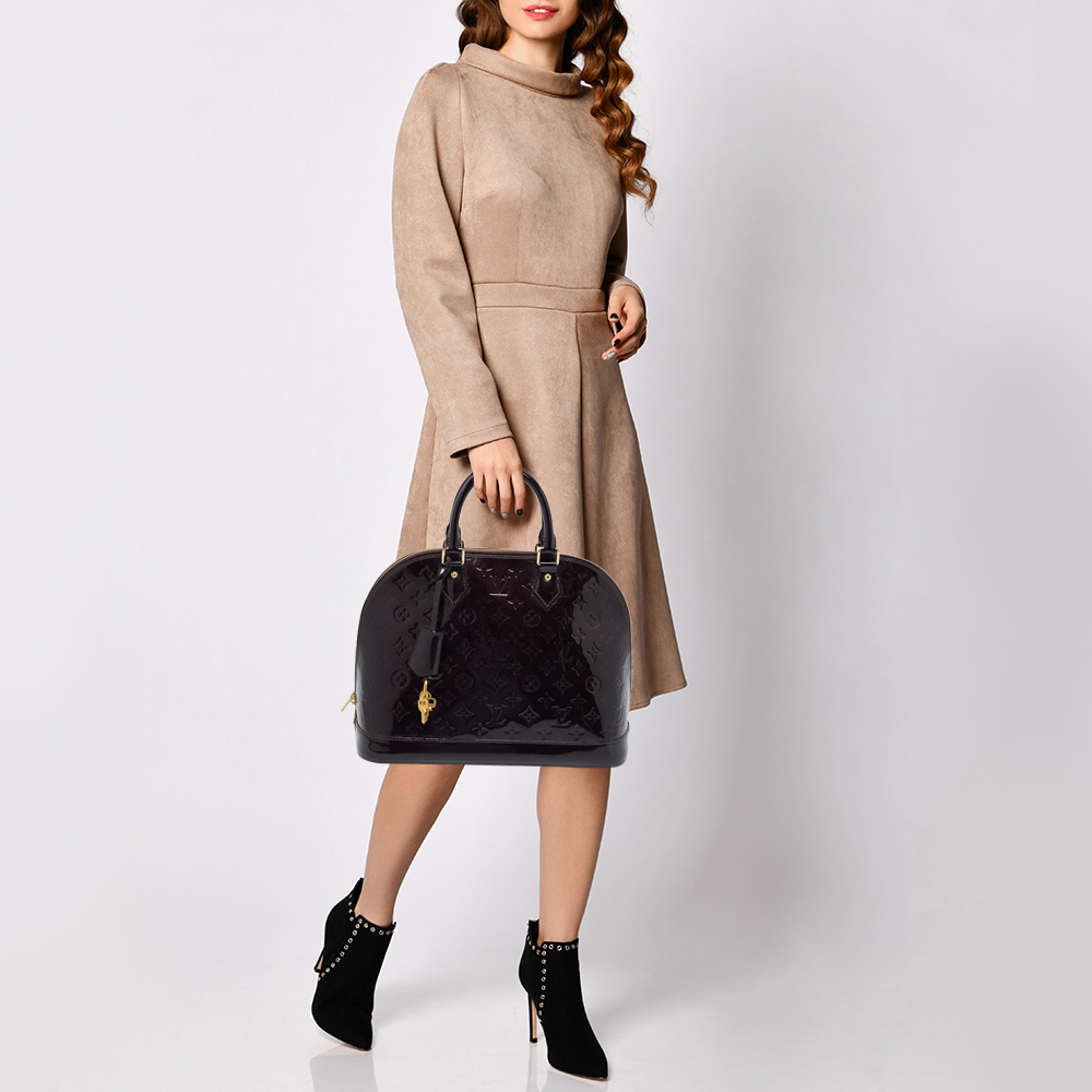 

Louis Vuitton Amarante Monogram Vernis Alma MM Bag, Burgundy
