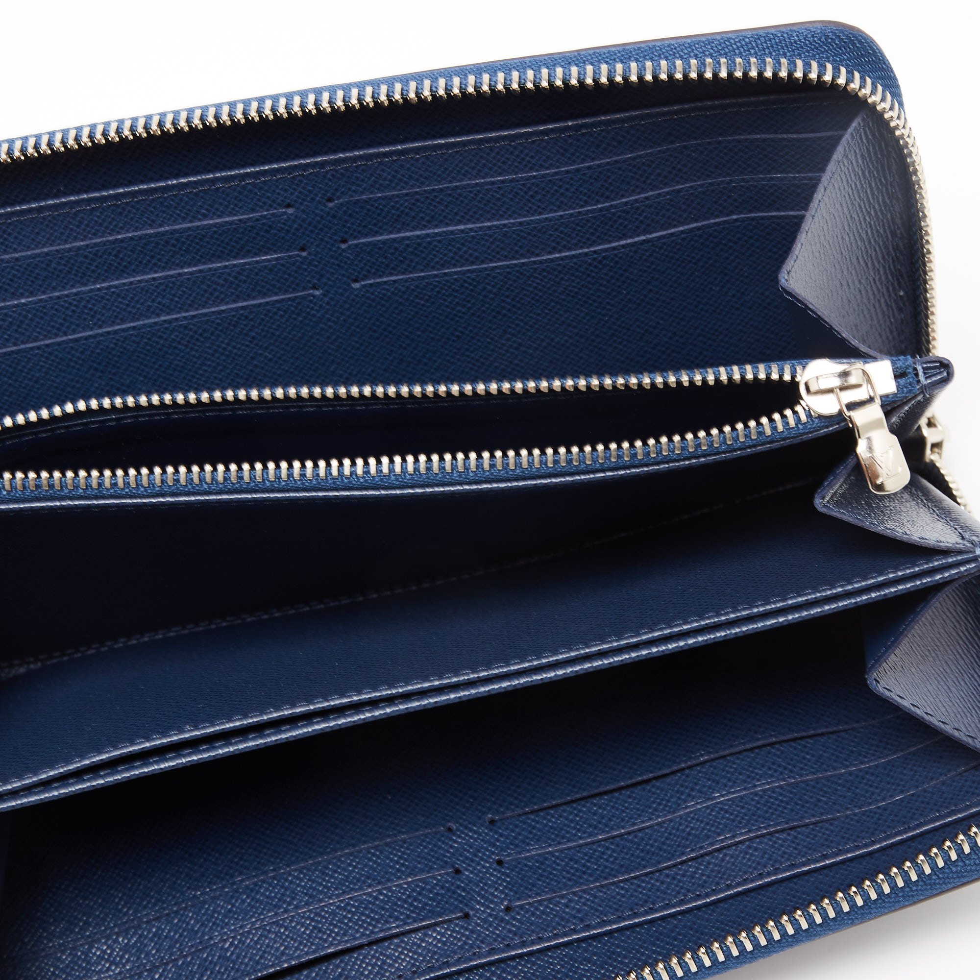 

Louis Vuitton Blue Marine Epi Leather Zippy Wallet, Navy blue