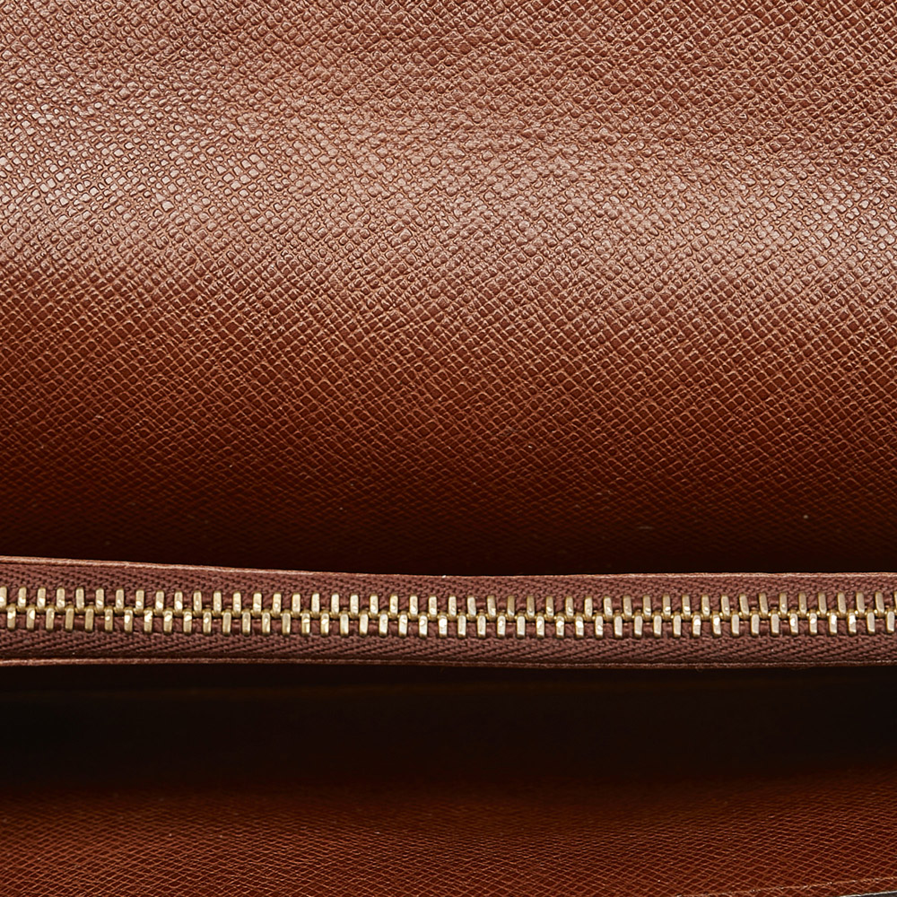 

Louis Vuitton Brown Monogram Sarah Long Wallet