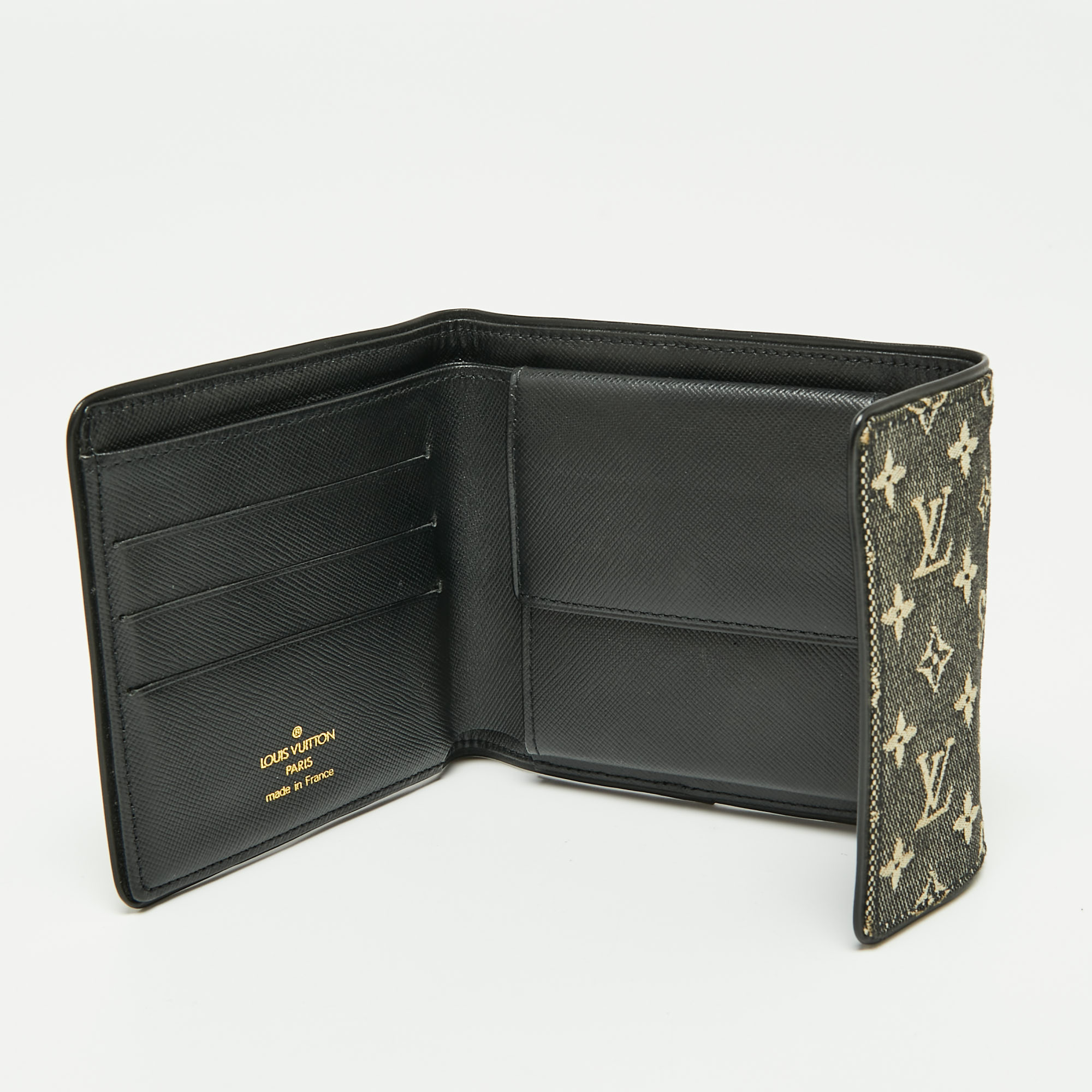 

Louis Vuitton Black Mini Lin Canvas Trifold Compact Wallet