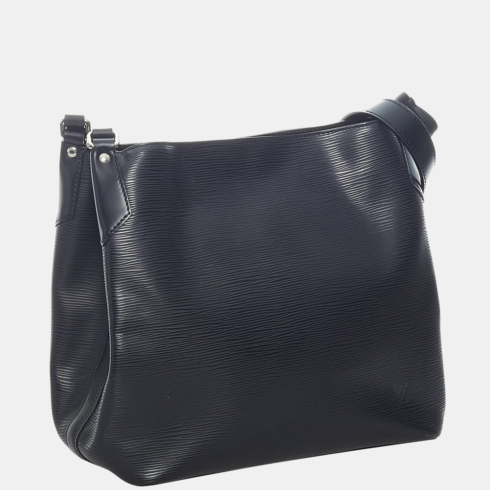 

Louis Vuitton Black Epi Mandara