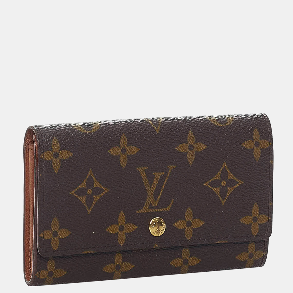 

Louis Vuitton Brown Monogram Small Wallet
