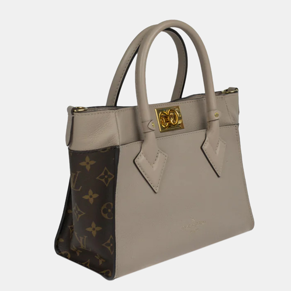 

Louis Vuitton Beige Leather and Monogram Canvas On My Side MM Bag