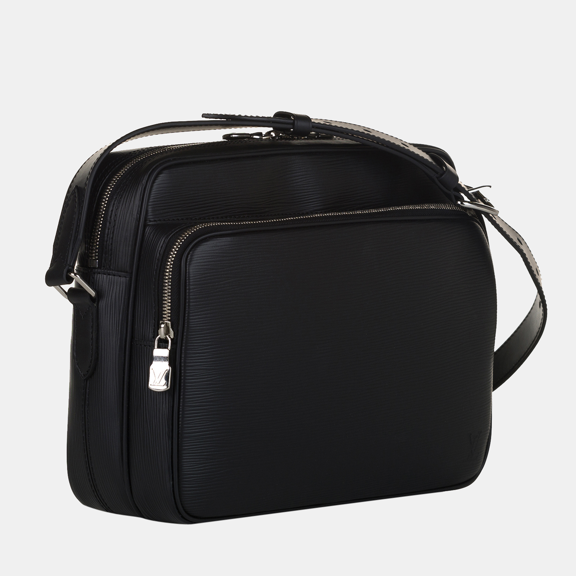 

Louis Vuitton Black Epi Nil Slim Messenger PM