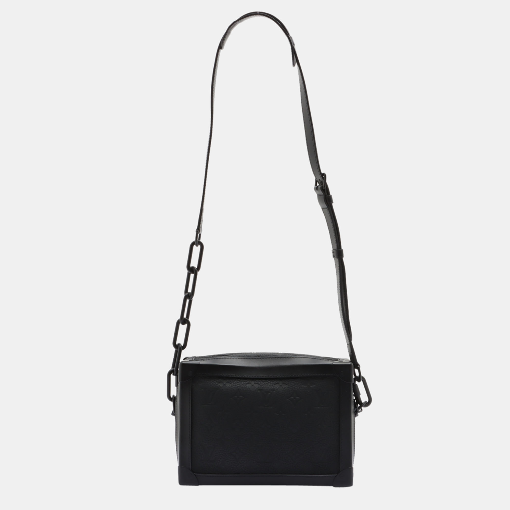 

Louis Vuitton Black Taurillon Leather Soft Trunk Messenger Bag