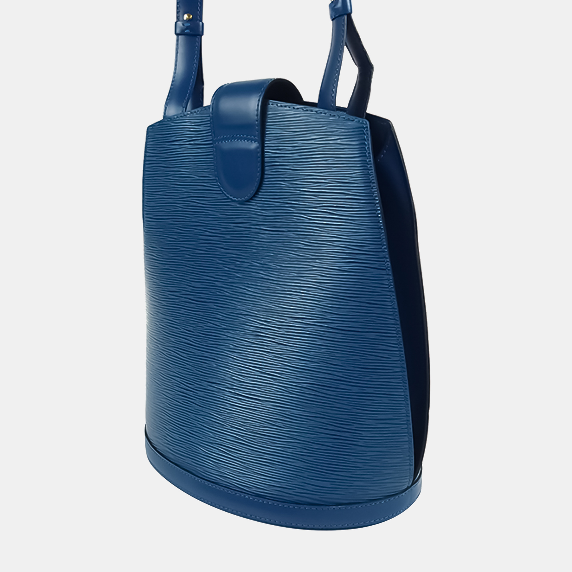 

Louis Vuitton Blue Epi Cluny