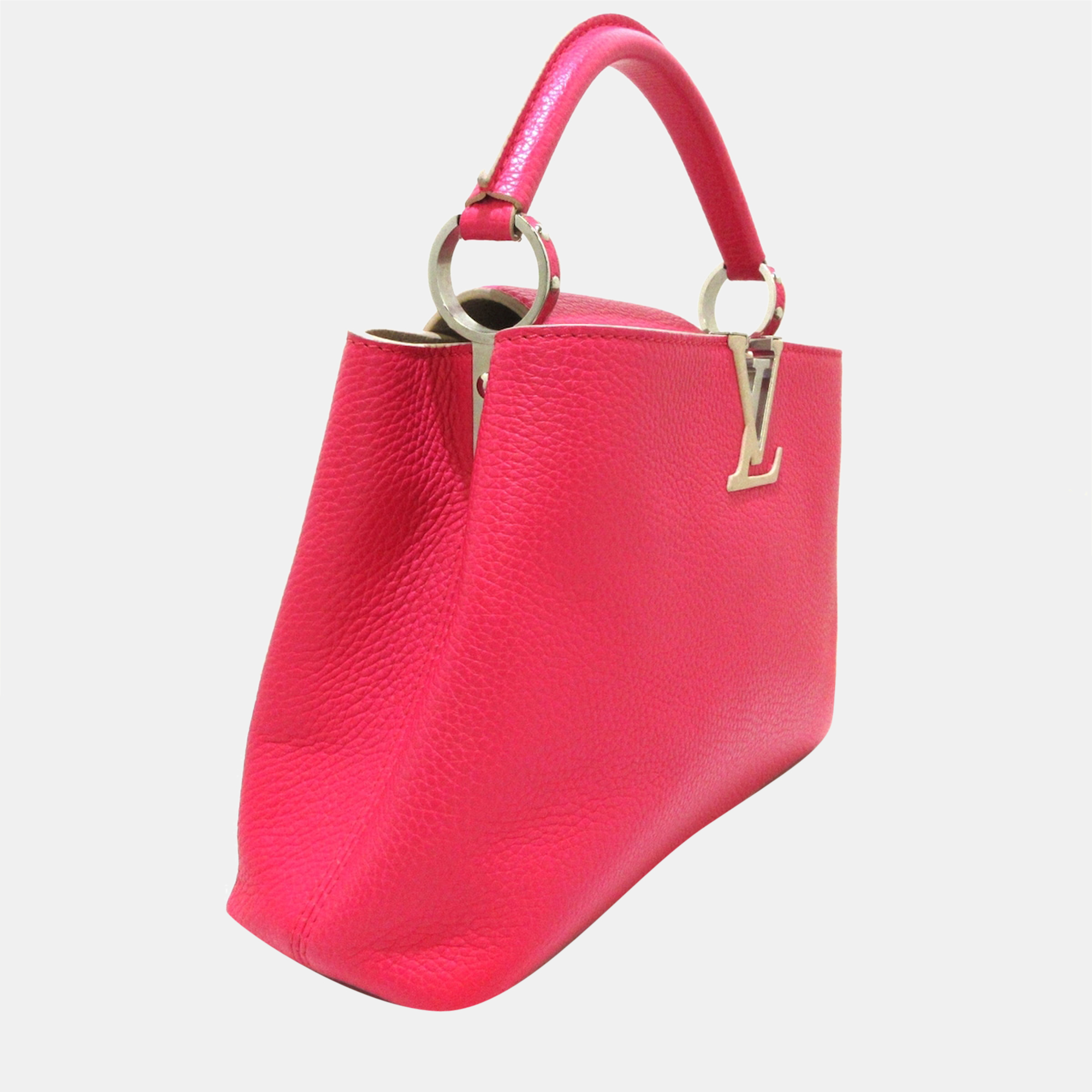 

Louis Vuitton Pink Leather Capucines bag